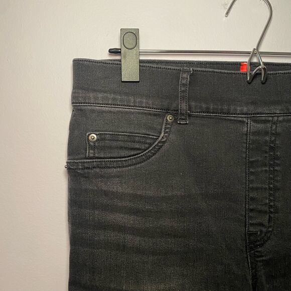 Spanx Women's size Medium Straight Leg Pants Vintage Black Ankle Denim Preppy - Picture 4 of 11